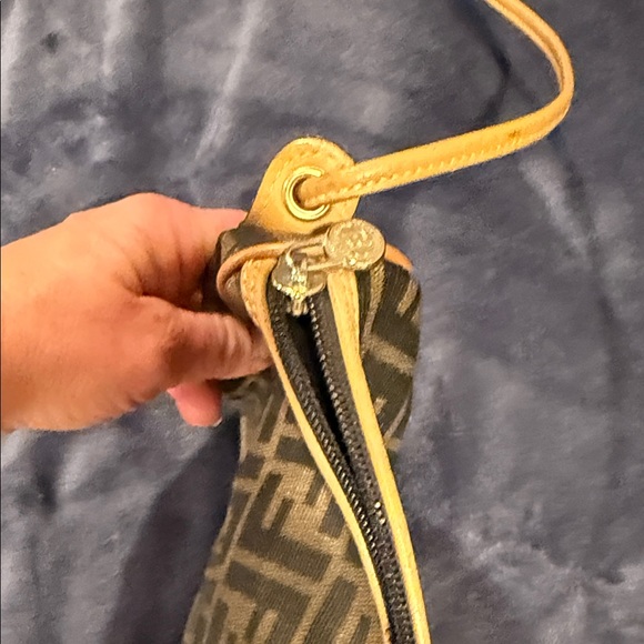 Fendi Crossbody Bag in Yellow and Gray - Picture 8 of 8